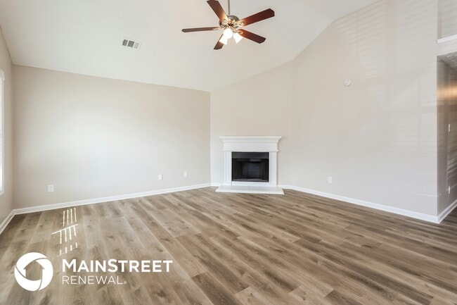 Photo - 5222 Alexander St