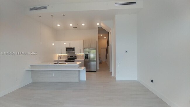 Photo - 813 NW 45th Terrace