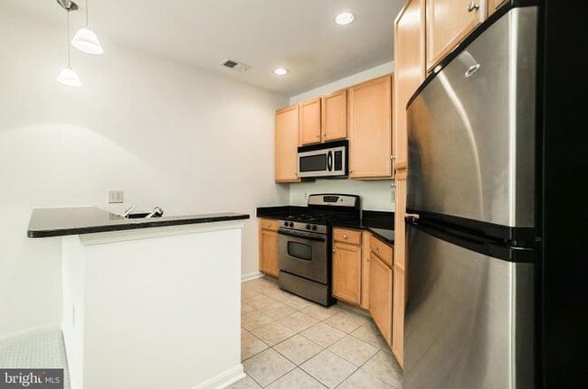 2665 Prosperity Ave Unit 209
