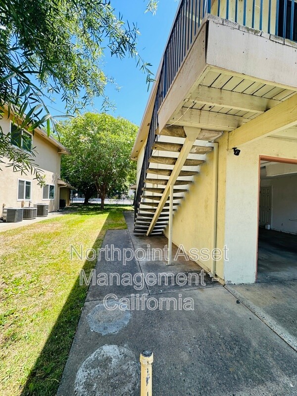 Photo - 10803 Coloma Rd Unit 4