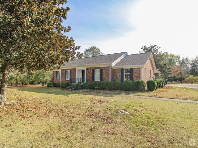 Building Photo - Nice Home in Rogersville!