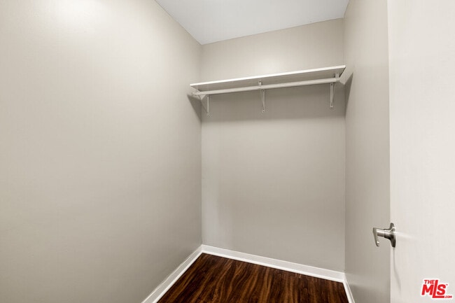 Photo - 6768 Lexington Ave Unit 10