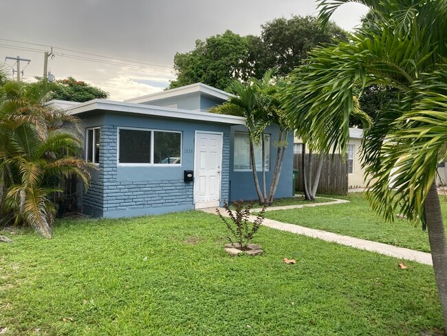 Photo - 1839 SW 4th Ave House