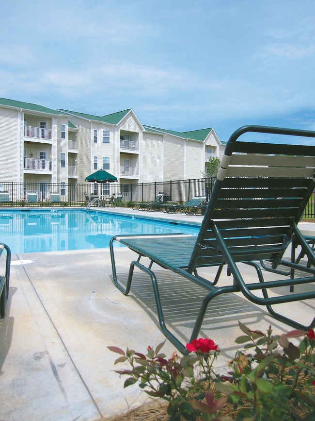 Photo - Companion at Lee's Crossing