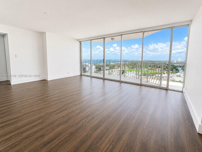 Photo - 7601 E Treasure Dr Unit 1505