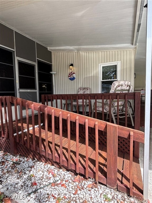 Photo - 207 Harvest Ln