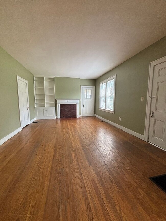 Photo - 104 Fairway Dr