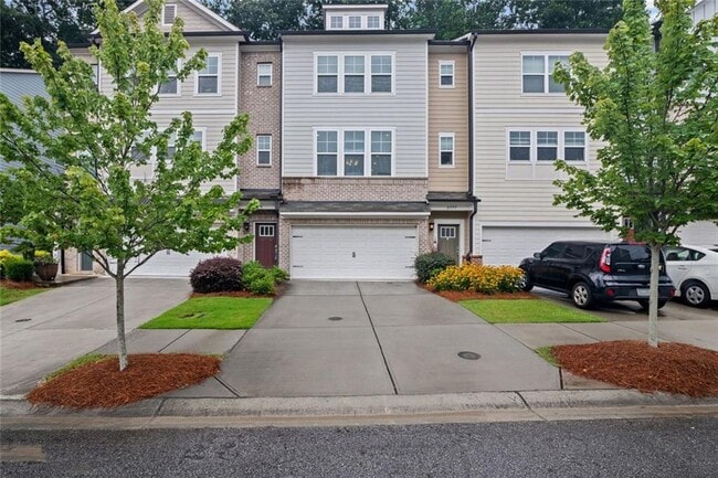 Photo - 2779 White Oak Ln