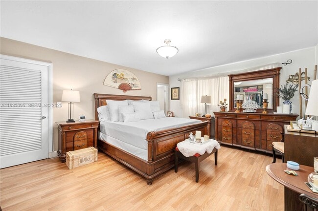 Photo - 11960 NE 19th Dr Unit 17