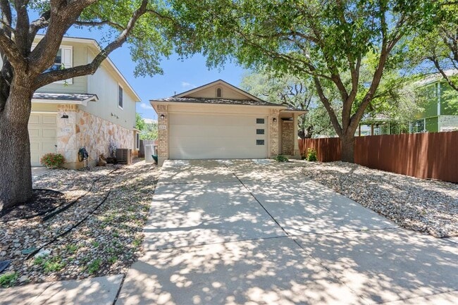 Photo - 2304 Jesse Owens Dr