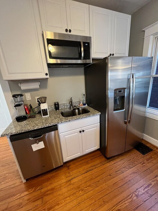 Photo - 2108-2110 Bardstown Rd Unit 2110-B