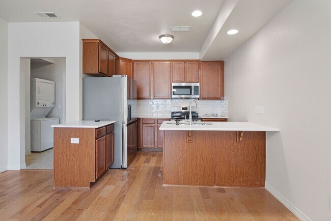 Photo - 3812 Manhattan Ave Unidad 3812 Manhattan #3