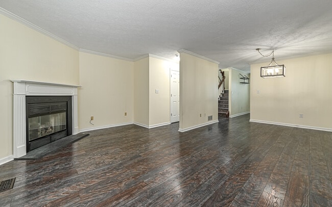 Photo - 417 Ten Point Ln