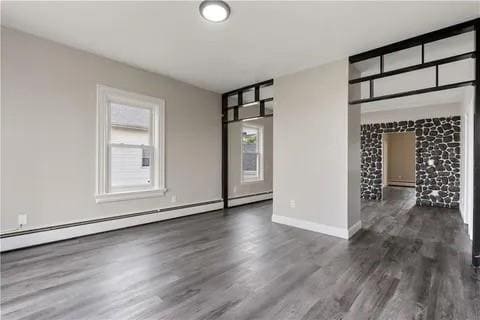 Photo - 132 Railroad St