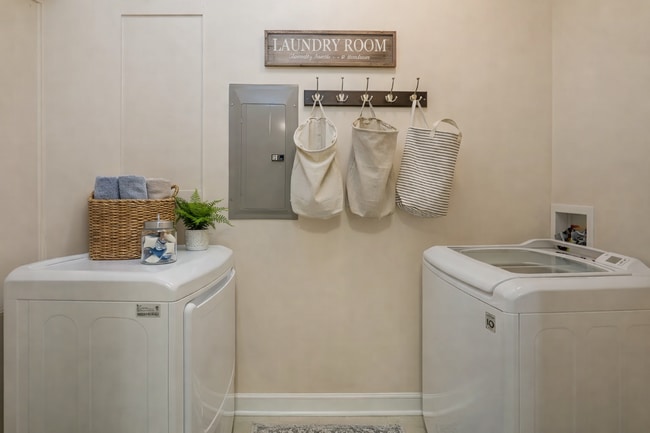 Photo - Beautiful 1-Bedroom Condo with Detached Garage in Eastwood Village Complex (Water Included)