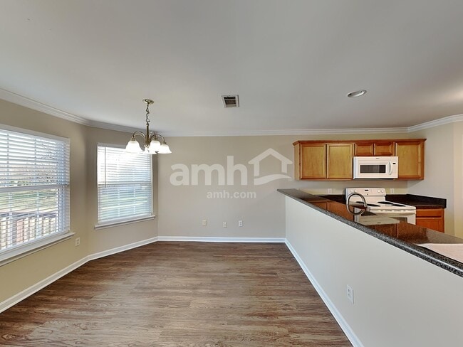 Photo - 1308 Chapman Ct