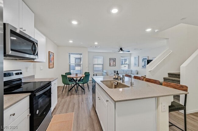 Photo - 1906 Arietta Vista Street Townhome
