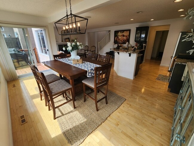 Photo - 420 Everbrook Dr SW