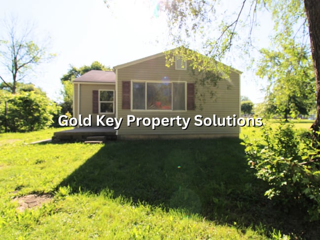 Photo - MUNCIE Nicely Updated 3 BR 1 BA House with New Kitchen Appliances (SECTION 8 APPROVED)