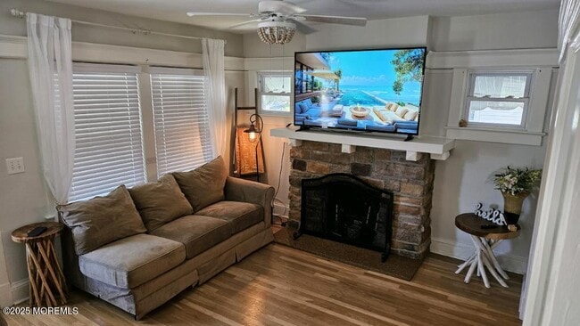 Photo - 1209 7th Ave