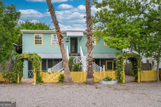 1413 2nd Ave