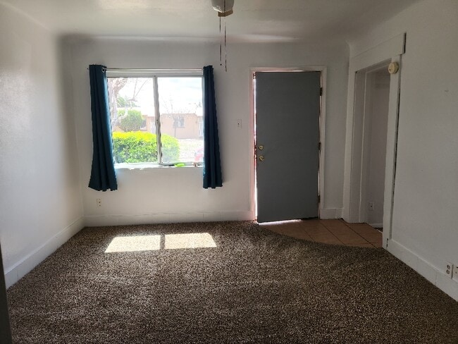 Photo - 401 S 12th St