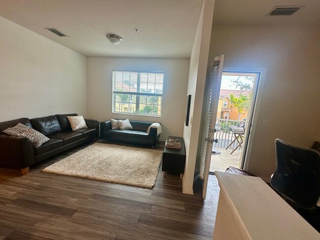 Photo - 7939 Limestone Ln Unit 13-202