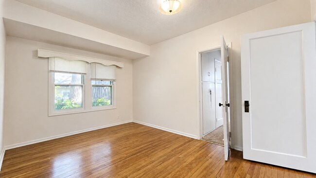 Photo - 1037 E Lander St