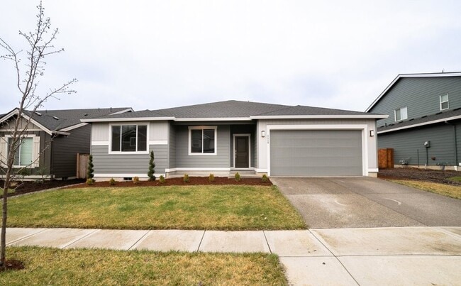 Building Photo - 1110 NE 11th Pl