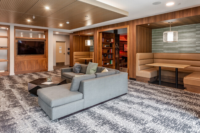 Community Room - The Chamberlain Apartments