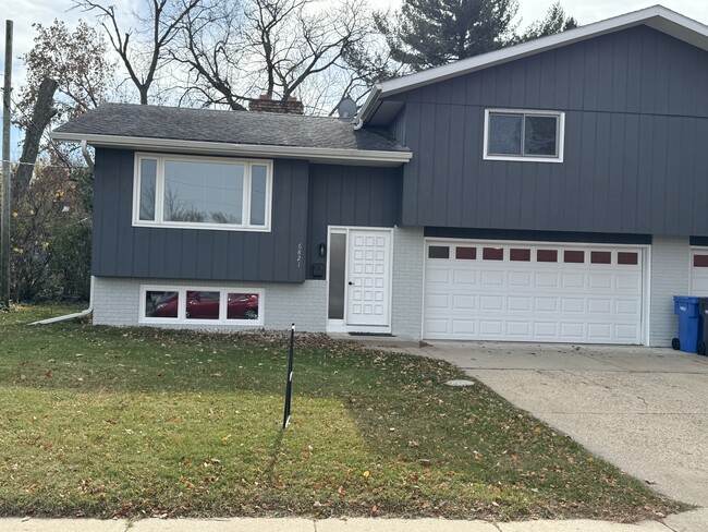 Front of duplex - 6821 Elmwood Ave House