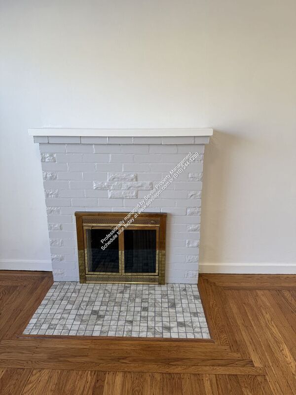 Photo - 2808 Dohr St