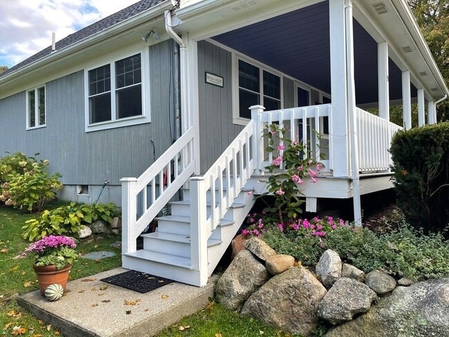 Photo - 55 Angelica Ave