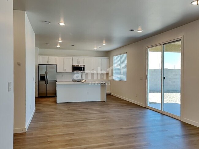 Photo - 9731 W Parkway Dr