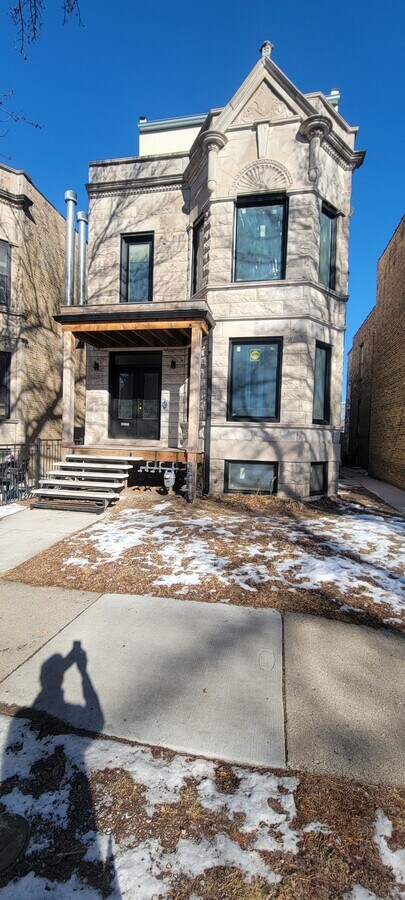 Photo - 1230 W Newport Ave