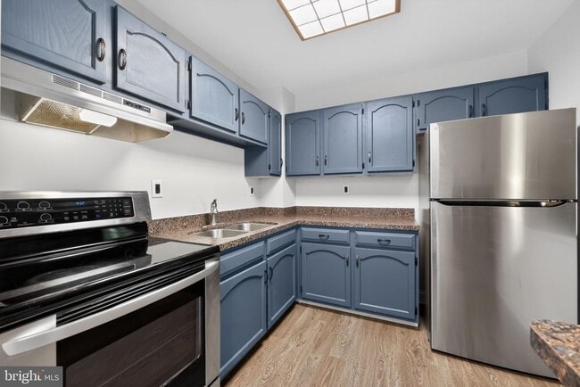 Photo - 4906 Catamaran Ct