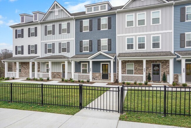 Photo - 464 Blair Rd