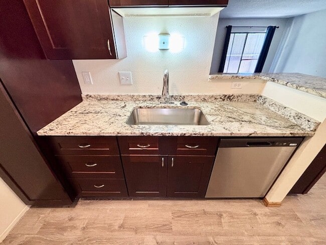 Photo - 7150 W 20th Ave Unidad 7150 W 20th Ave, #104