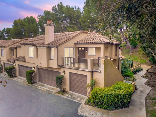 Corsica Villas: Upper 2 Bedroom 1 Bath Condo - Corsica Villas: Upper 2 Bedroom 1 Bath Condo