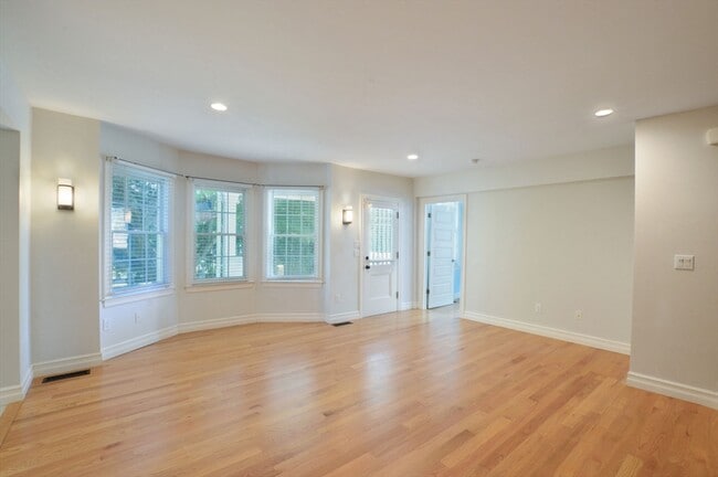Photo - 66 Tucker Ln