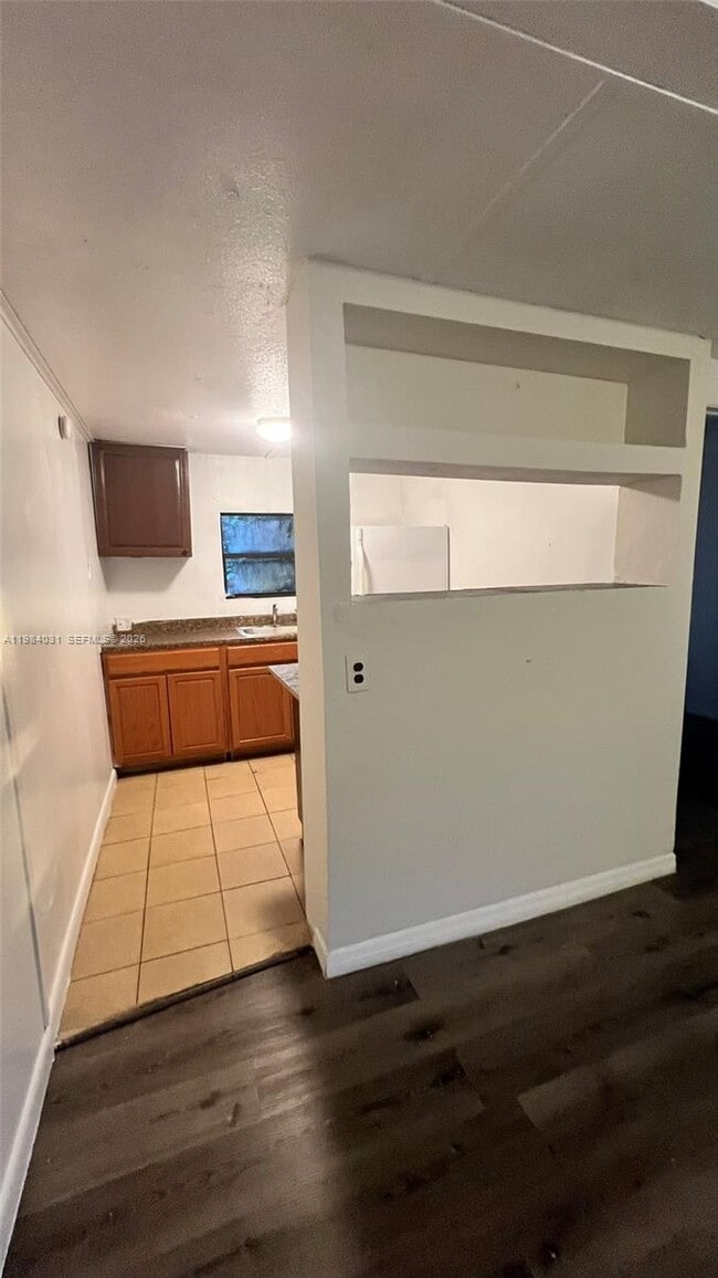 Photo - 10534 Marina Way