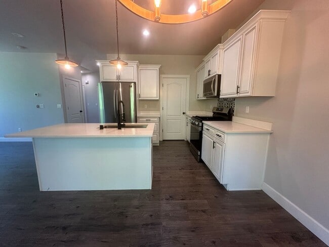 Photo - 6585 Beverly Hills Cir