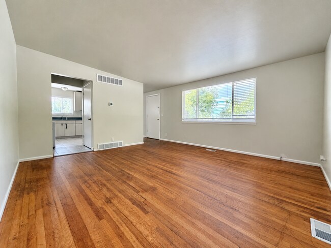 724 30th St Unidad Front
