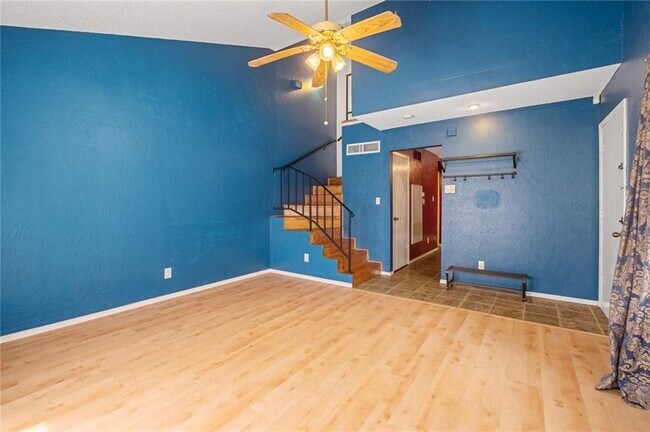 Photo - 9515 Blue Creek Ln