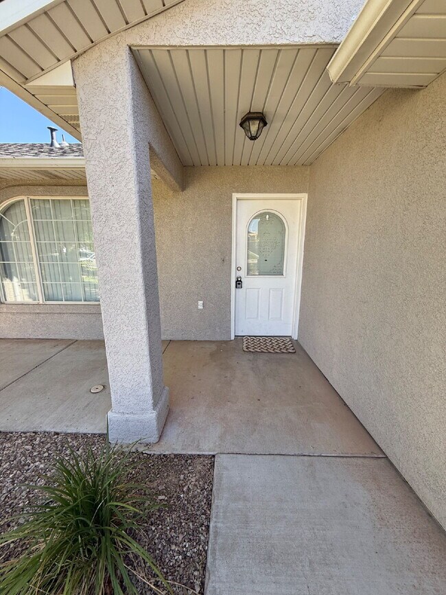 Photo - Charming 3 Bed, 2 Bath St. George Rental with 1417 Sq Ft - Don't Miss Out!