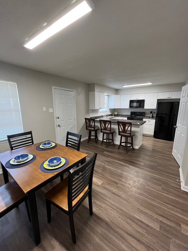 Building Photo - Wilson Crossing Rental
