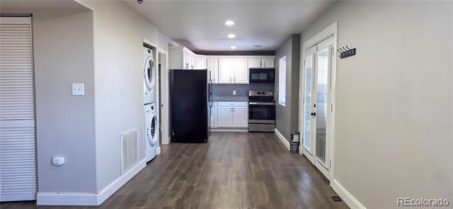 Building Photo - 24683 E Hoover Pl