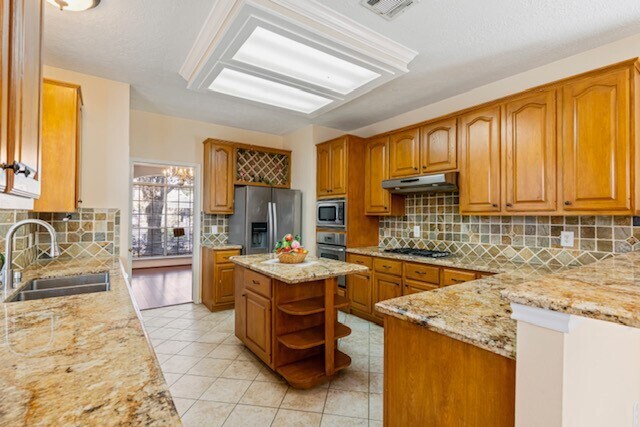 Photo - 6419 Sutter Park Ln
