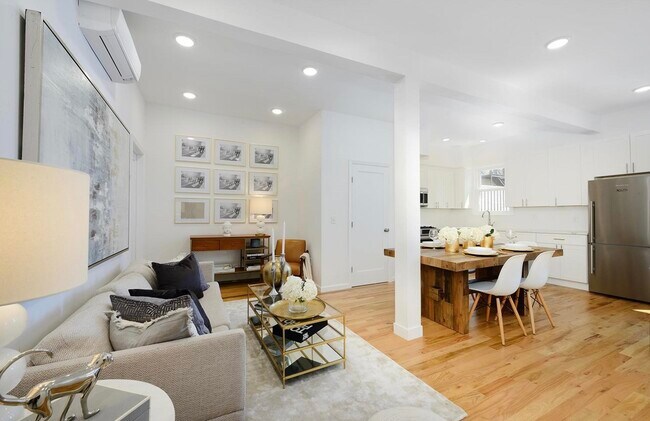 Photo - 413 Jefferson St Unit 2