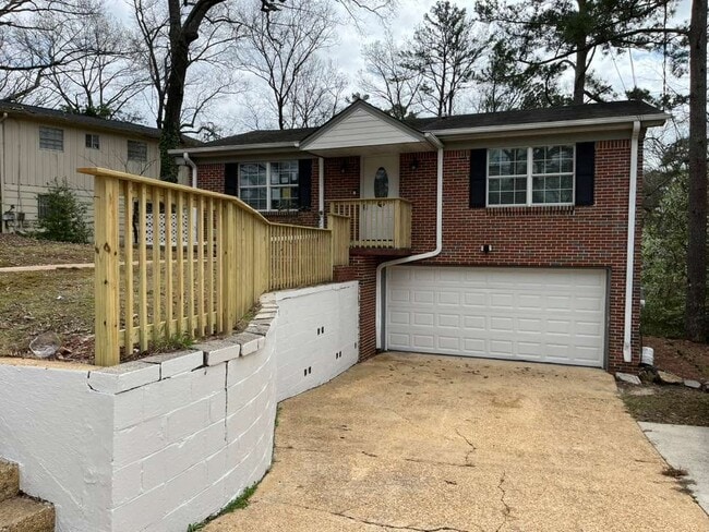 1308 Woodfall Dr